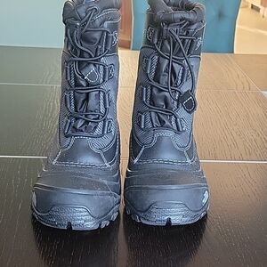 The North Face Kids Black Winter Snow Boots Sz 2